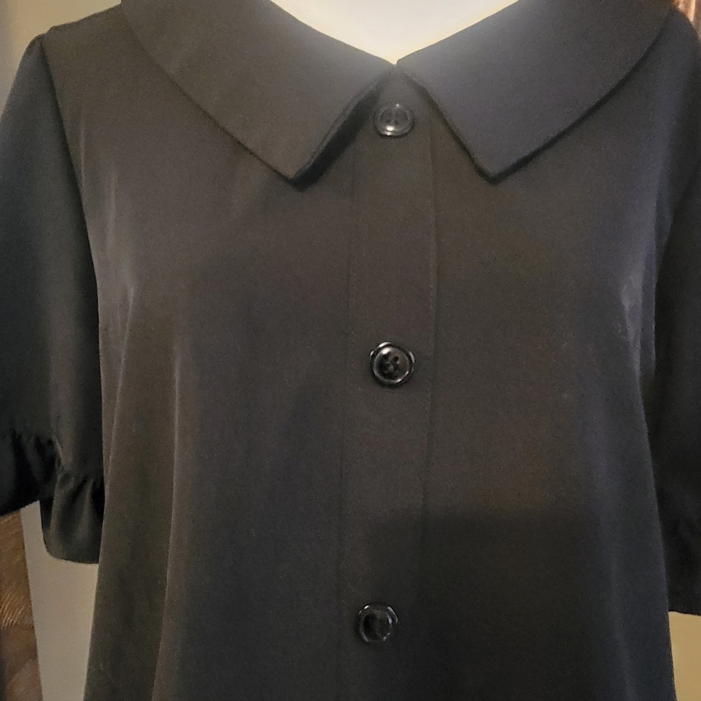 Black Ruffle Sleeve Button-Up Top - Picture 2 of 7